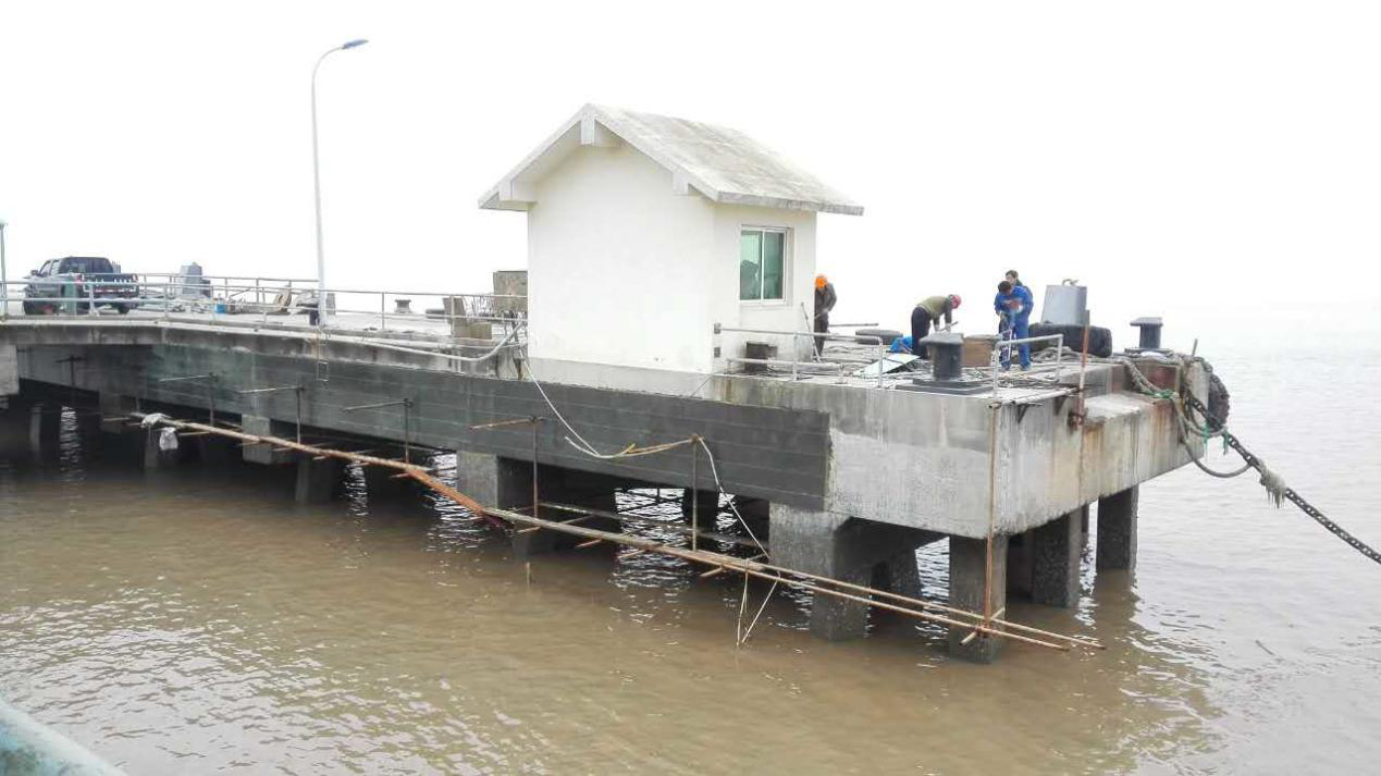 海邊建筑的混凝土裂縫要怎么處理？