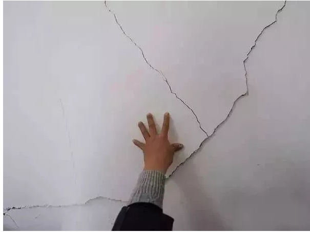 混凝土建筑結(jié)構(gòu)中常見的裂縫有哪些？黃金解決方案推薦