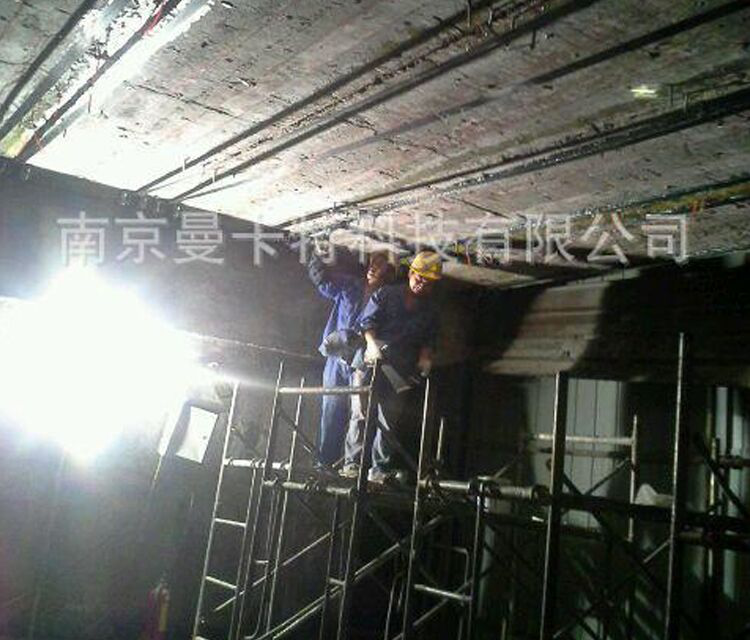 預(yù)應(yīng)力碳纖維板加固施工中，如何解決碳板斷裂問題