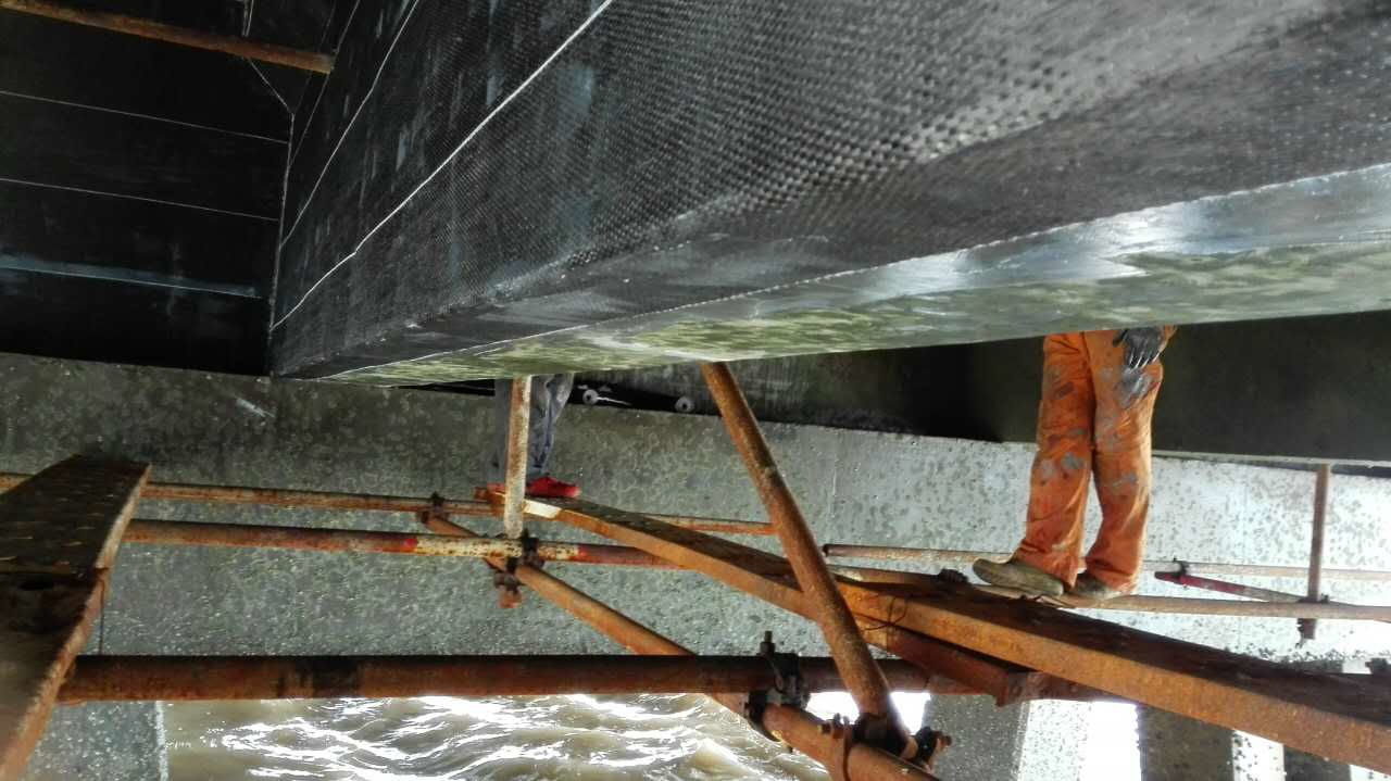 要怎么用碳纖維布加固才會牢固？